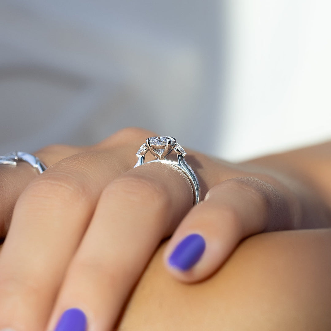 oval shaped diamond engagement ring