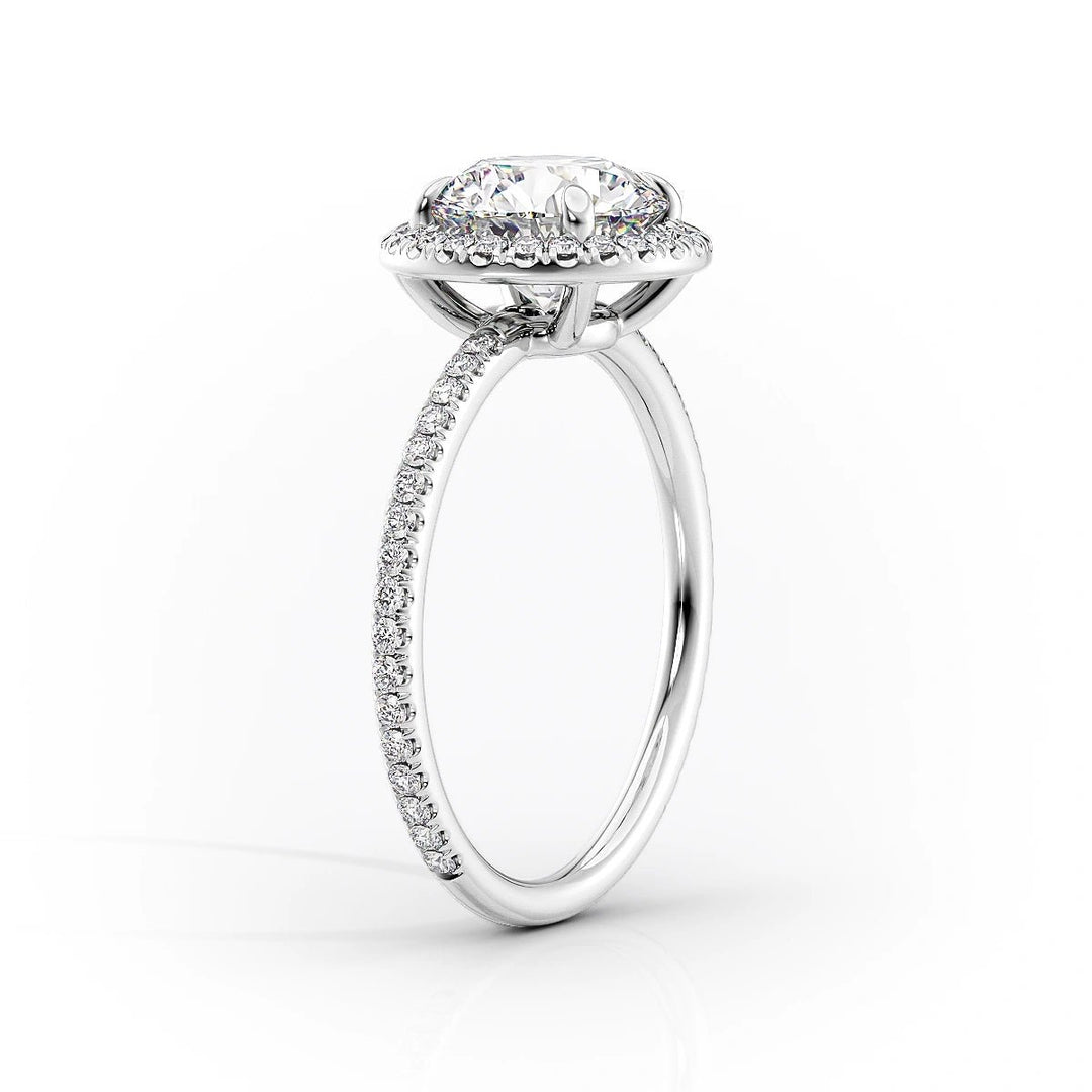 luxury emerald diamond engagement ring
