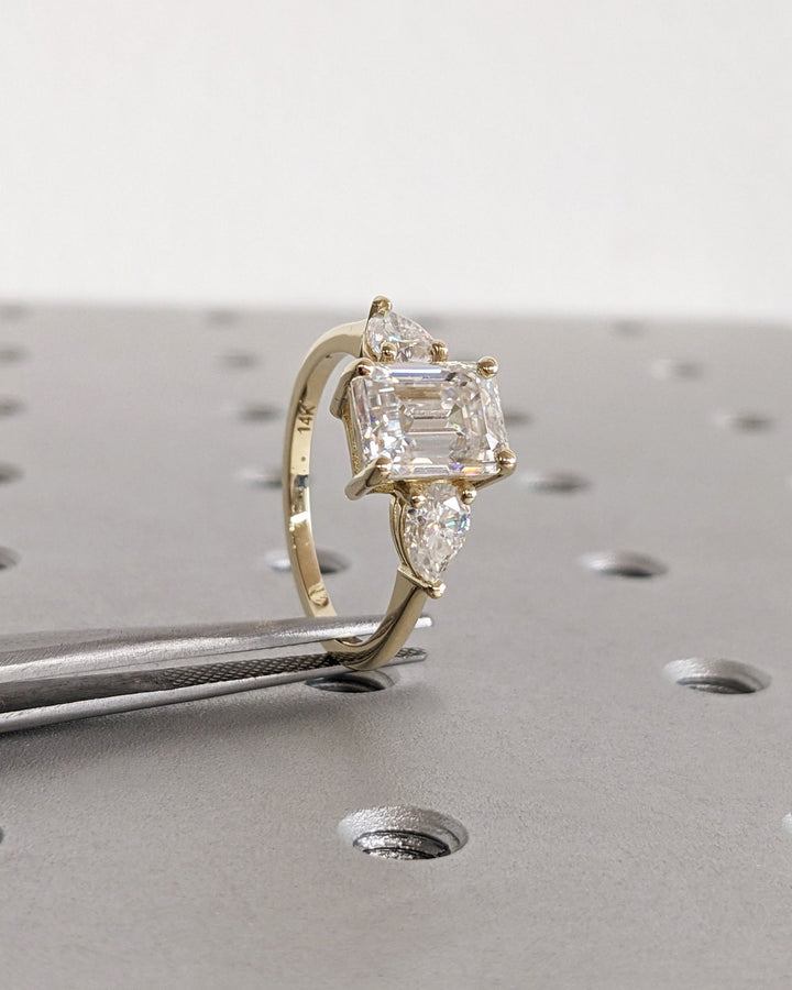 emerald cut engagement jewelry for women,