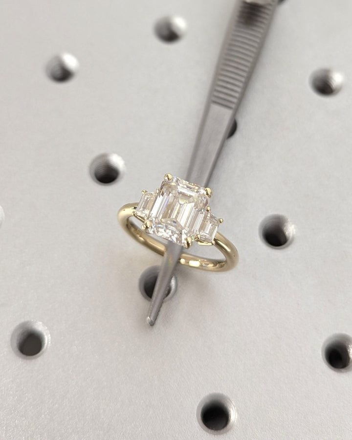 custom engagement ring,
