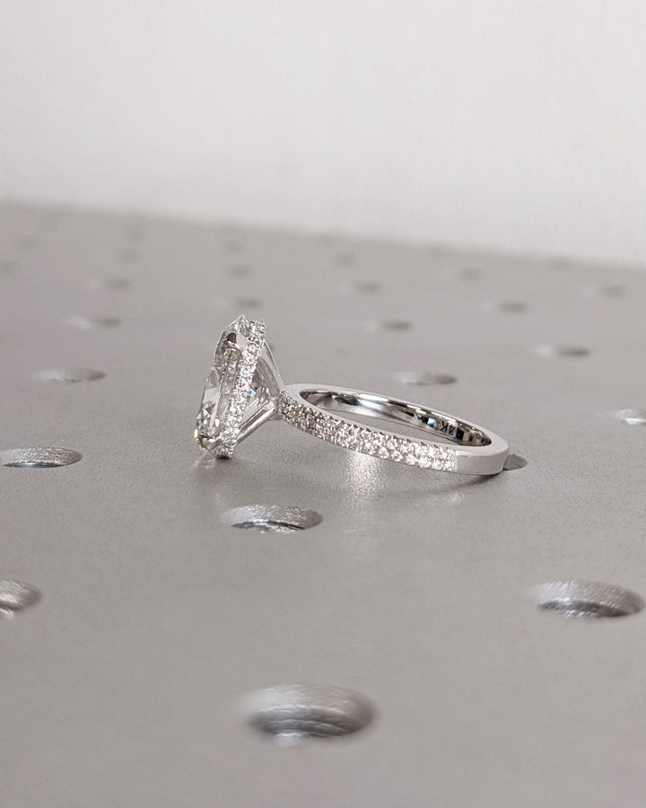 luxury engagement ring for women
