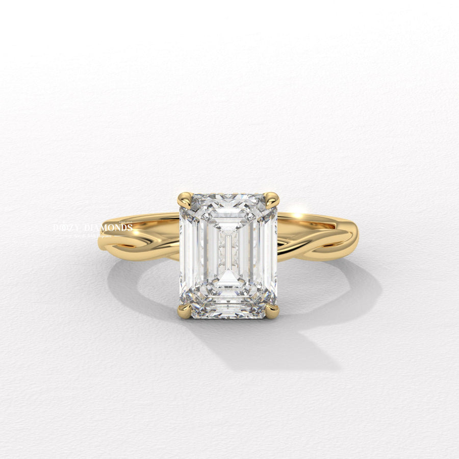 eirloom engagement ring, sophisticated diamond ring, luxury ring for women, wedding proposal ring, premium bridal jewelry, timeless bridal jewelry, elegant bridal jewelry, emerald halo ring,