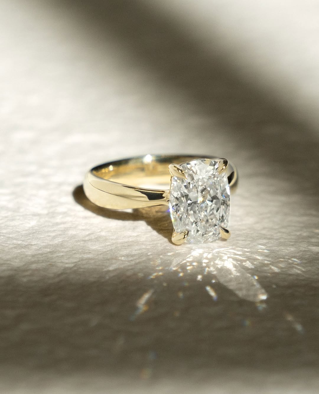 2.0 - 3.0 CT Cushion Cut Lab Grown Diamond Split Shank Engagement Ring - Doozy Diamonds