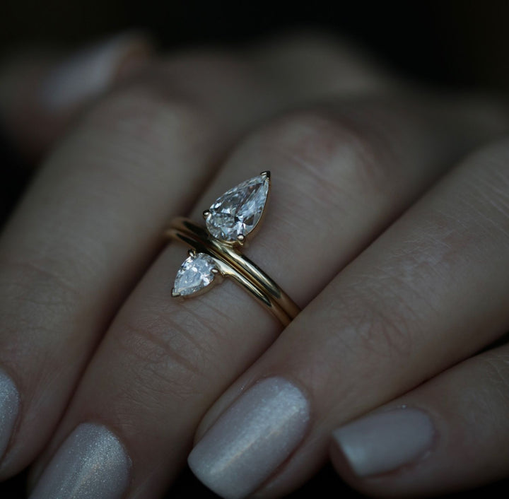 F VVS1 diamond engagement ring