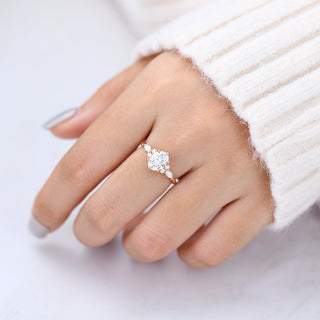 oval-shaped-moissanite-cluster-engagement-ring-16