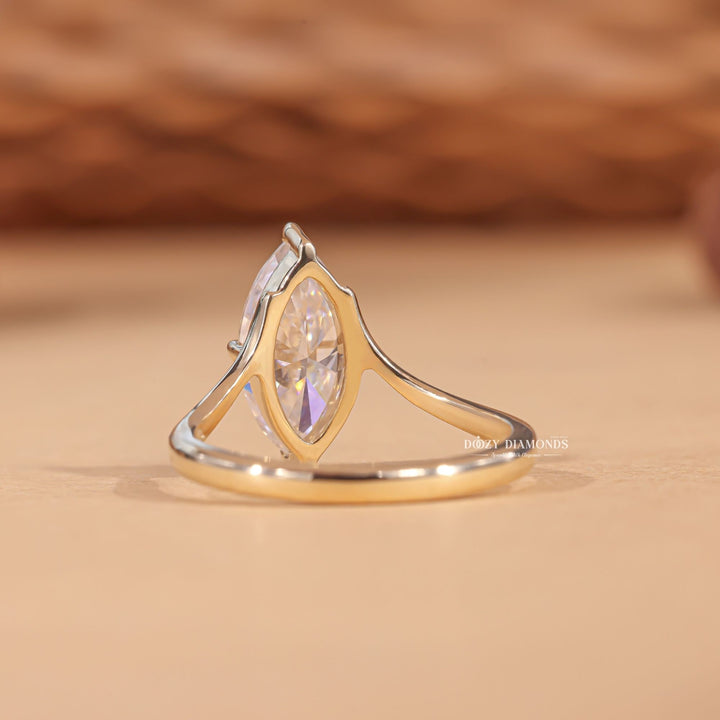 wedding proposal ring, engagement ring for women, fine jewelry engagement ring, elegant diamond ring women, timeless diamond ring, women diamond jewelry, luxury bridal jewelry,