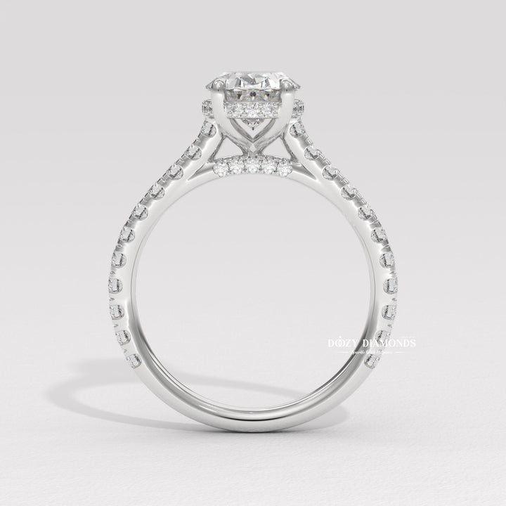 sparkling diamond ring, sparkling bridal ring, forever love ring, designer engagement ring, heirloom engagement ring, sophisticated diamond ring, luxury ring for women, wedding proposal ring, premium bridal jewelry, timeless bridal jewelry, elegant bridal jewelry,