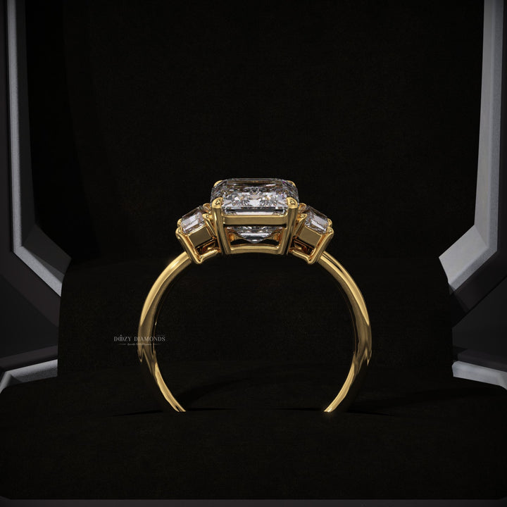 fine jewelry engagement ring
handcrafted diamond ring
women’s engagement ring
timeless engagement ring
statement diamond ring
