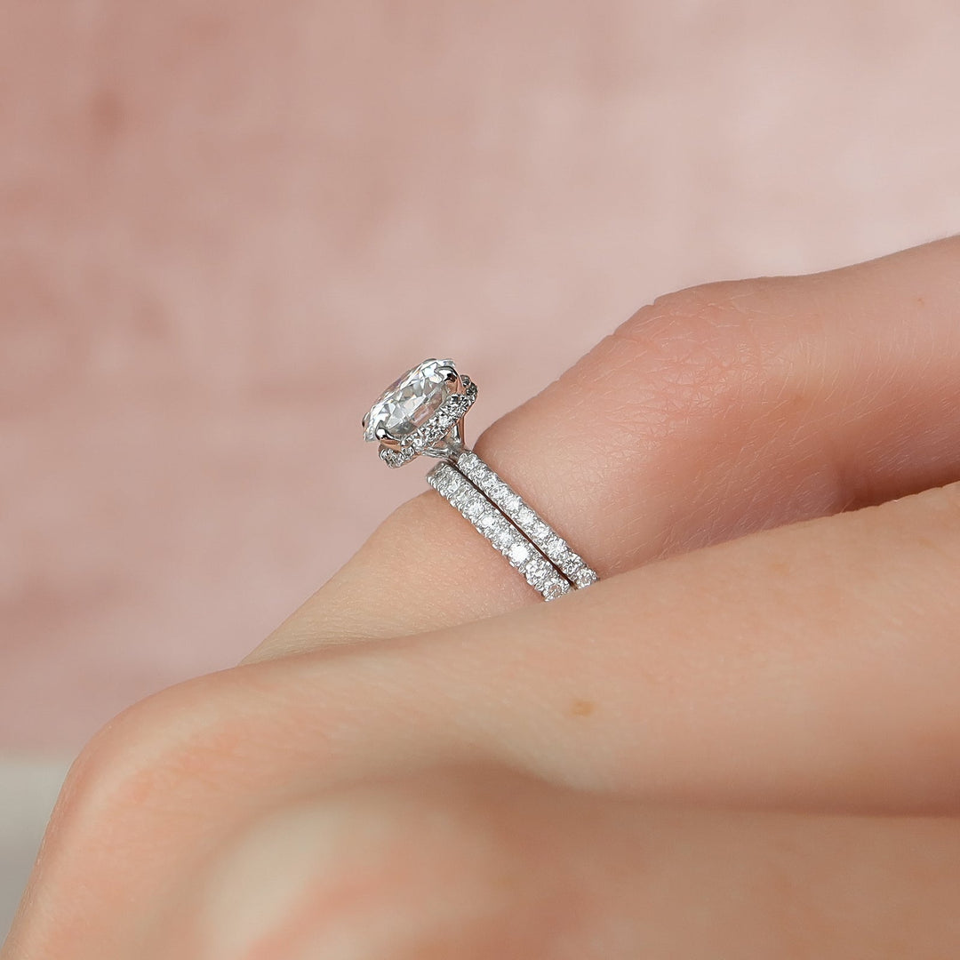 , classic round bridal ring