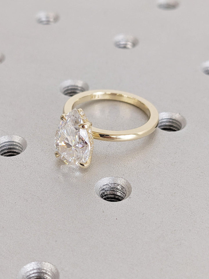 sophisticated bridal ring for women,