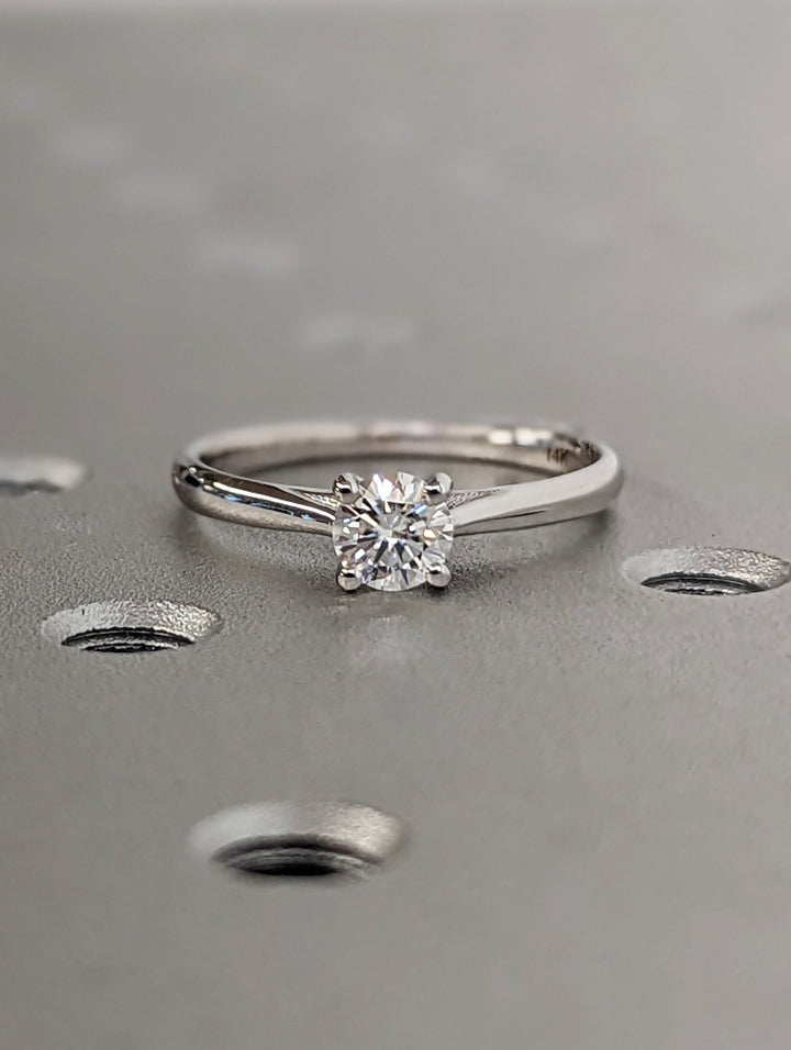 Sustainable lab grown diamond engagement ring
