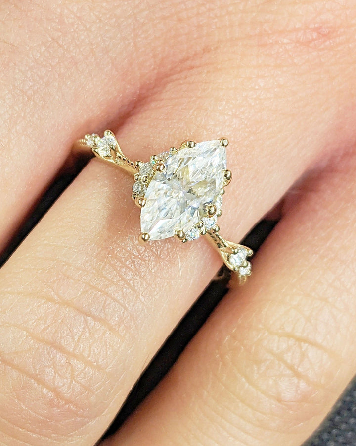 elegant diamond setting,