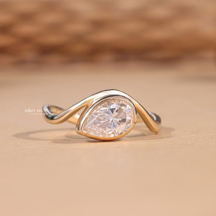 Pear cut diamond ring, Pear shaped diamond ring, Pear diamond engagement ring, Pear solitaire diamond ring, Pear halo diamond ring, Pear pave diamond ring, Pear vintage diamond ring, 