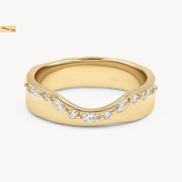 Round Diamond CVD EF/VVS U-Shaped Nesting Chevron Wedding Band