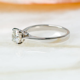 round-solitaire-f-vs1-diamond-engagement-ring