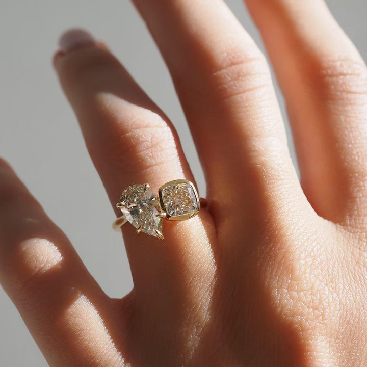 1.0CT-3.0CT Cushion and Pear Cut Diamond Toi et Moi Engagement Ring
