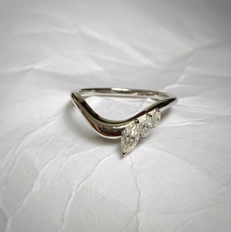Pear Diamond CVD EF/VVS Curved Three Stone Wedding Band