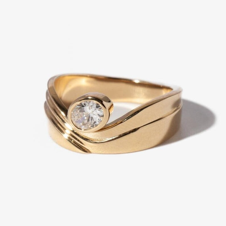 0.50CT-1.50CT Bezel Oval Cut Lab Grown Diamond Wave Design Engagement Ring