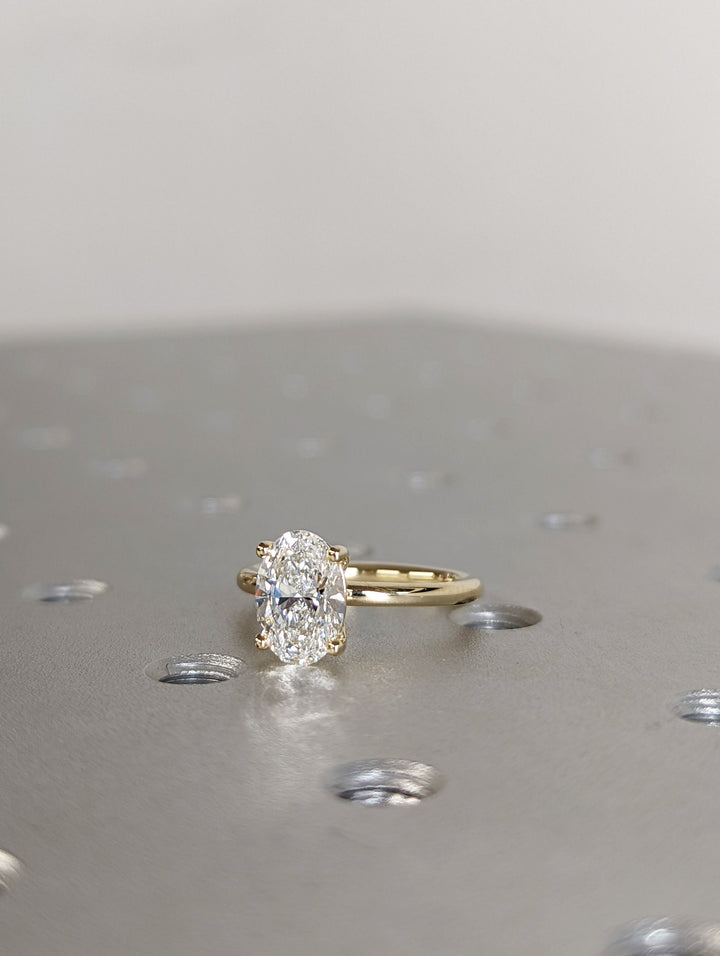 1.50CT Oval Cut Solitaire Lab Grown Diamond Engagement Ring Anniversary Gift