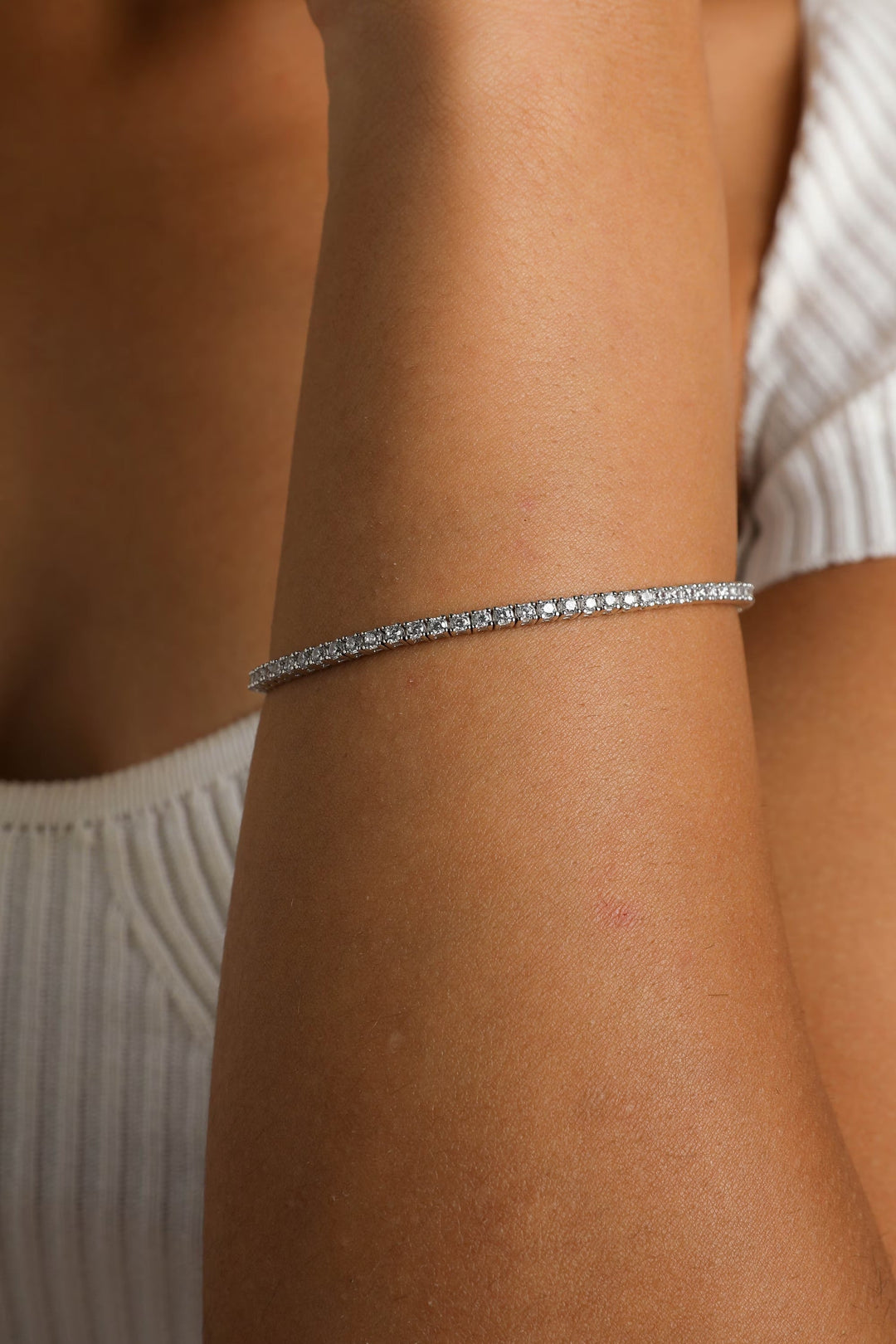 Round Cut Diamond Tennis Bracelet for Women