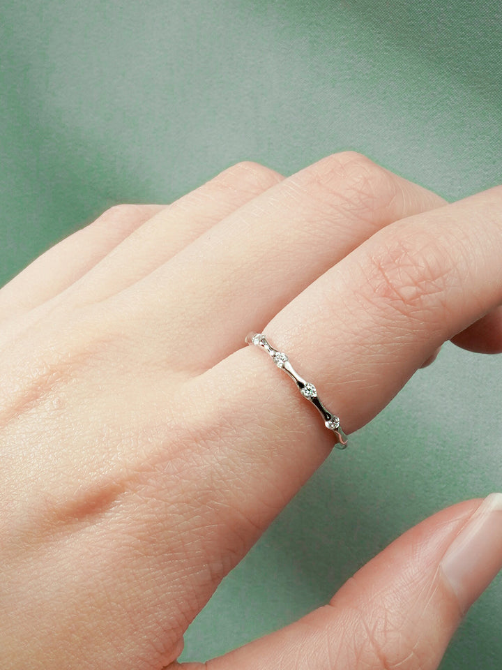 0.15CT Round Cut Petite Pave CVD EF/VVS Diamond Wedding Band For Women