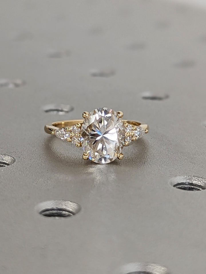 2.50CT Oval Cut Cluster Lab Grown Diamond Engagement Ring For Women
