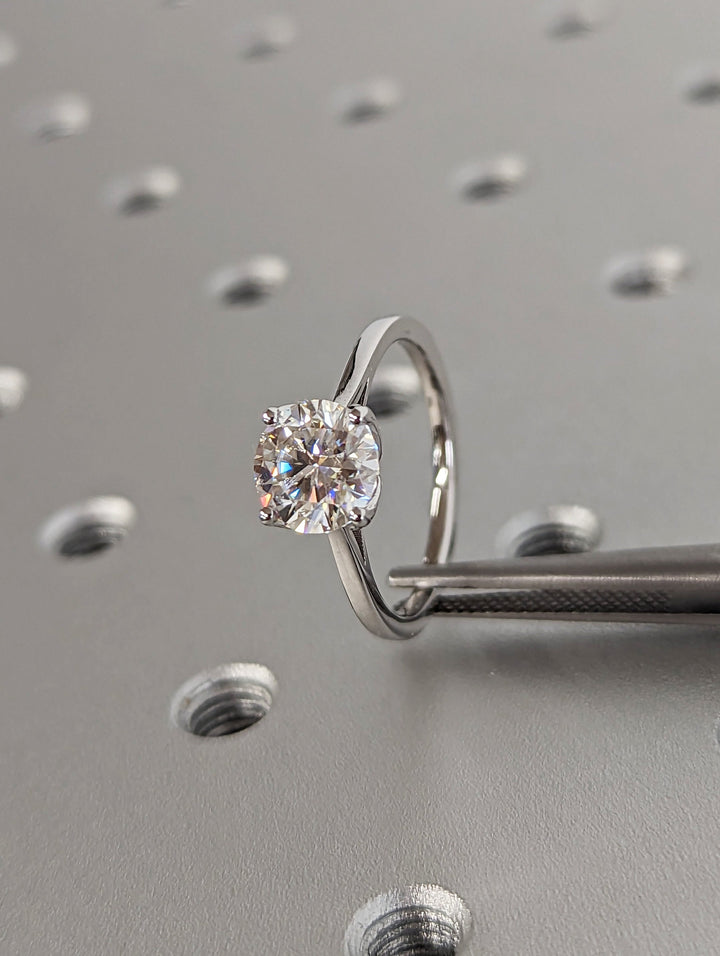 1.50CT Round Cut Solitaire Lab Grown Diamond Engagement Ring For Her Minimalist Wedding Ring