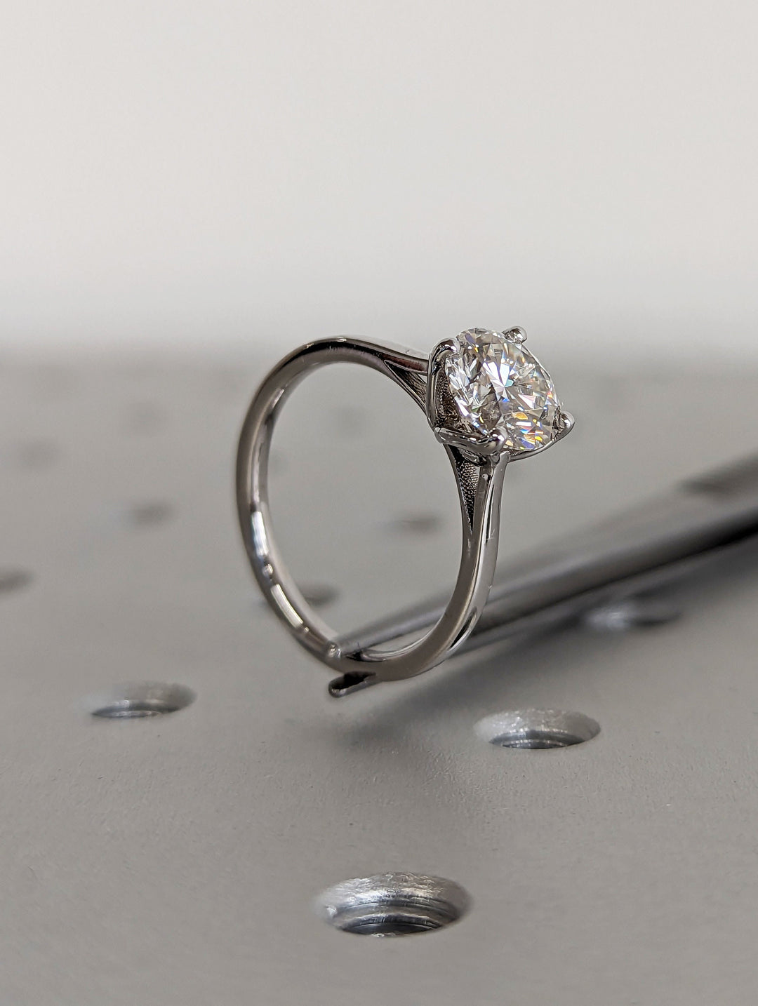 1.50CT Round Cut Solitaire Lab Grown Diamond Engagement Ring For Her Minimalist Wedding Ring