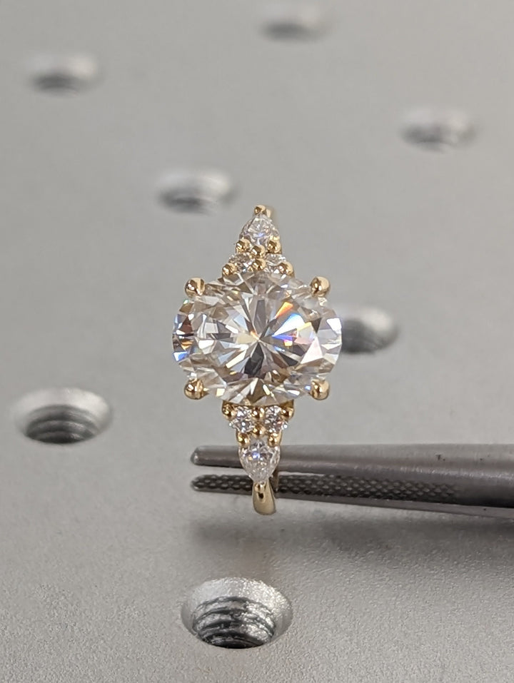2.50CT Oval Cut Cluster Lab Grown Diamond Engagement Ring For Women