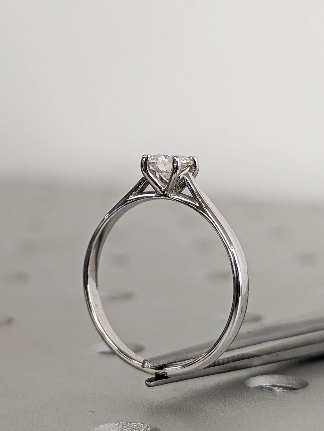 0.50CT Round Cut Solitaire Lab Grown Diamond Engagement Ring For Women