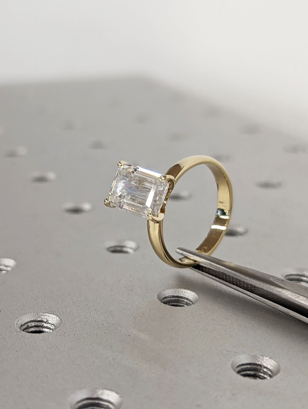 4.0CT Emerald Cut Solitaire Lab Grown Diamond Engagement Ring For Women