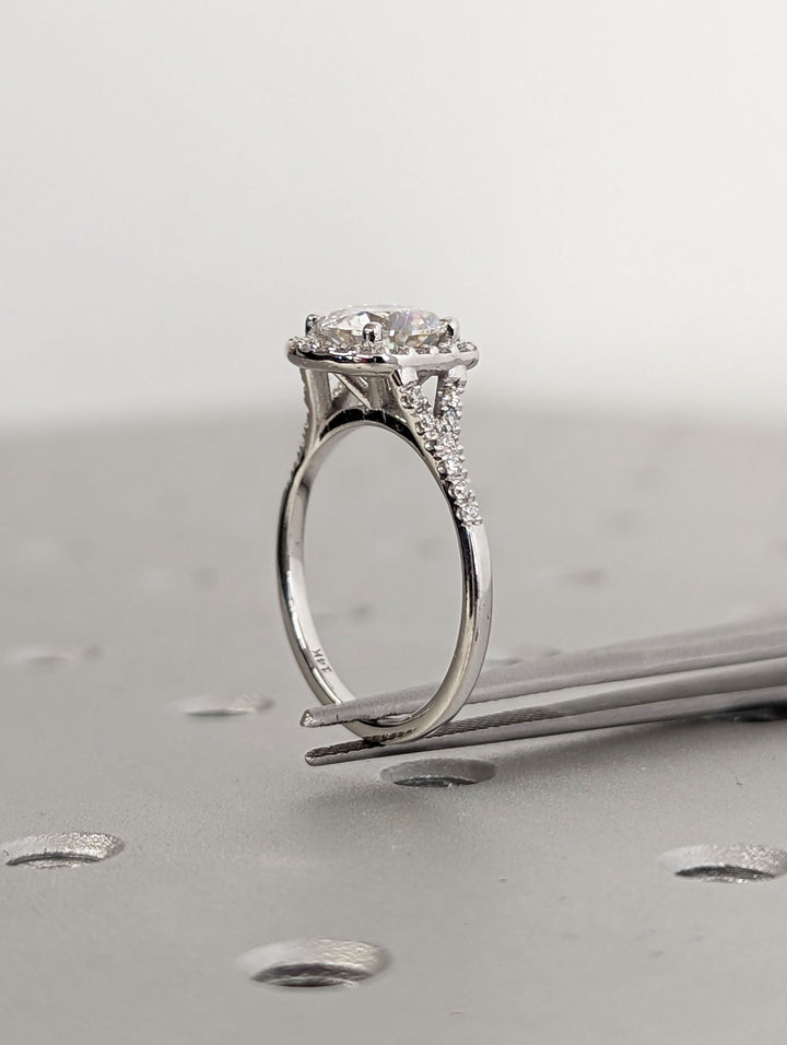 1.50CT Round Cut Halo Lab Grown Diamond Pave Engagement Ring For Women