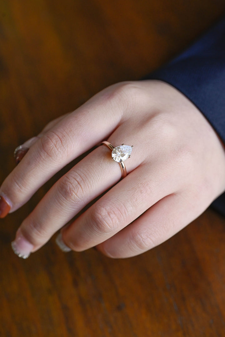 2.0CT Pear Cut Hidden Halo IGI Certified Lab Grown Diamond Engagement Ring For Women