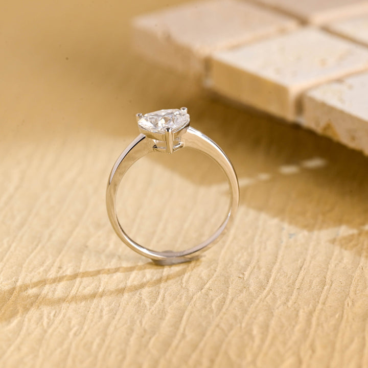 1.0CT Heart Cut Lab Grown Diamond Solitaire Engagement Ring For Her