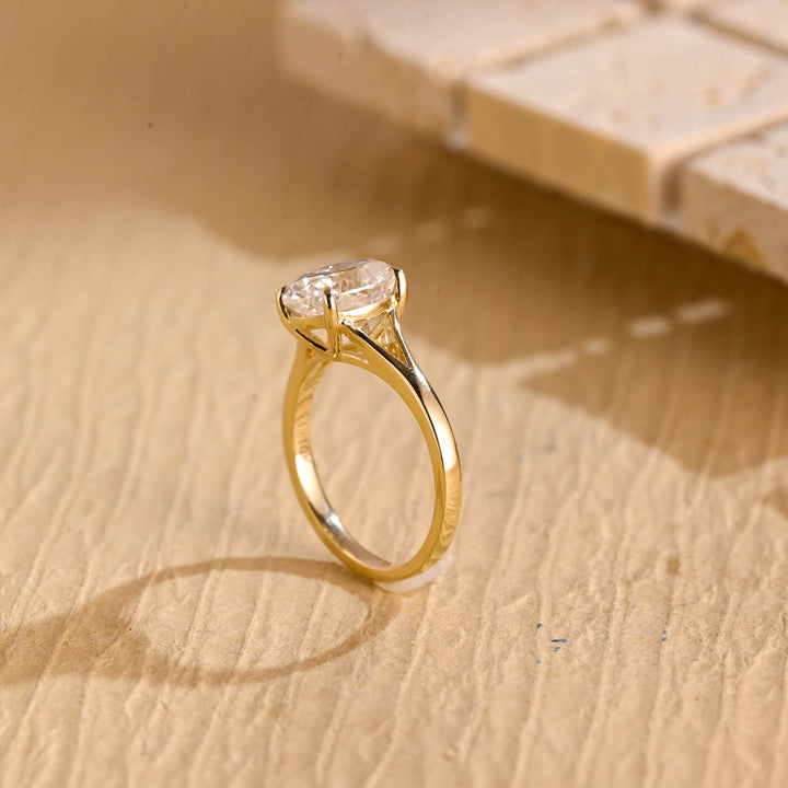 1.50CT Oval Cut Split Shank IGI Certified Lab Grown Diamond Engagement Ring For Her