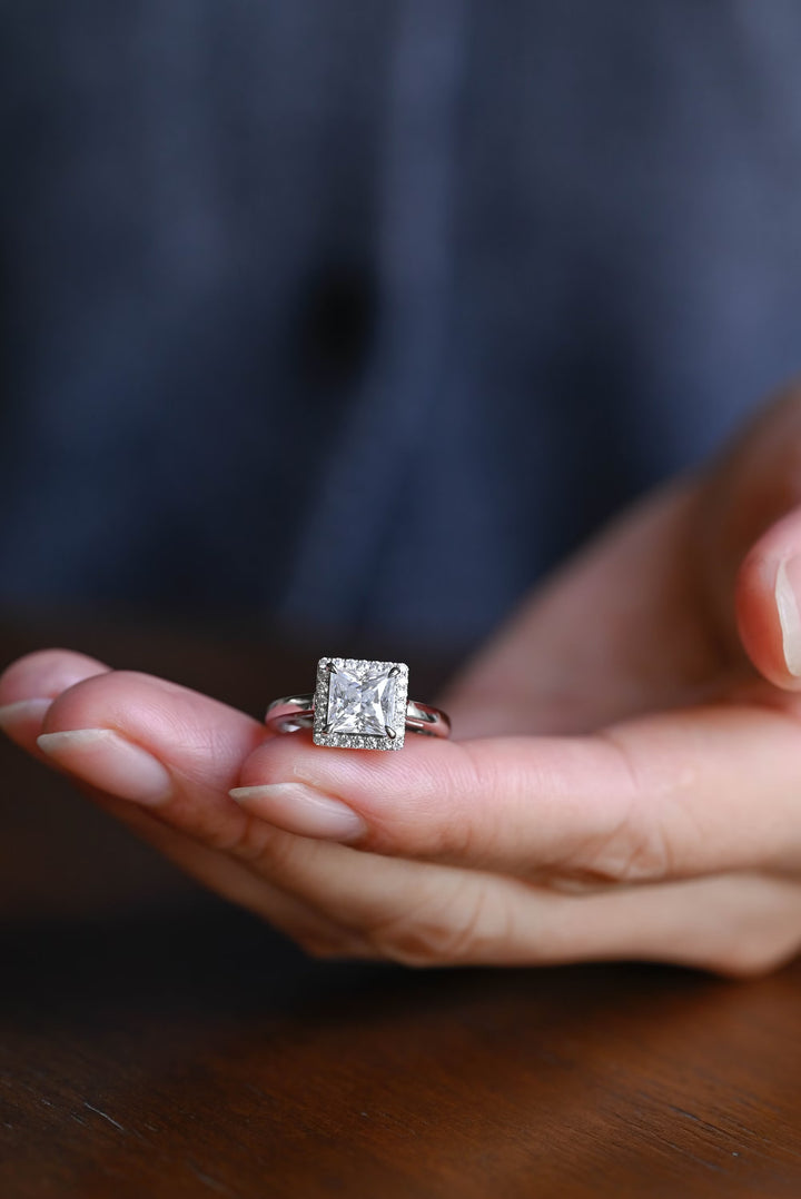 1.0CT Princess Cut Halo IGI Certified Lab Grown Diamond Engagement Ring For Her