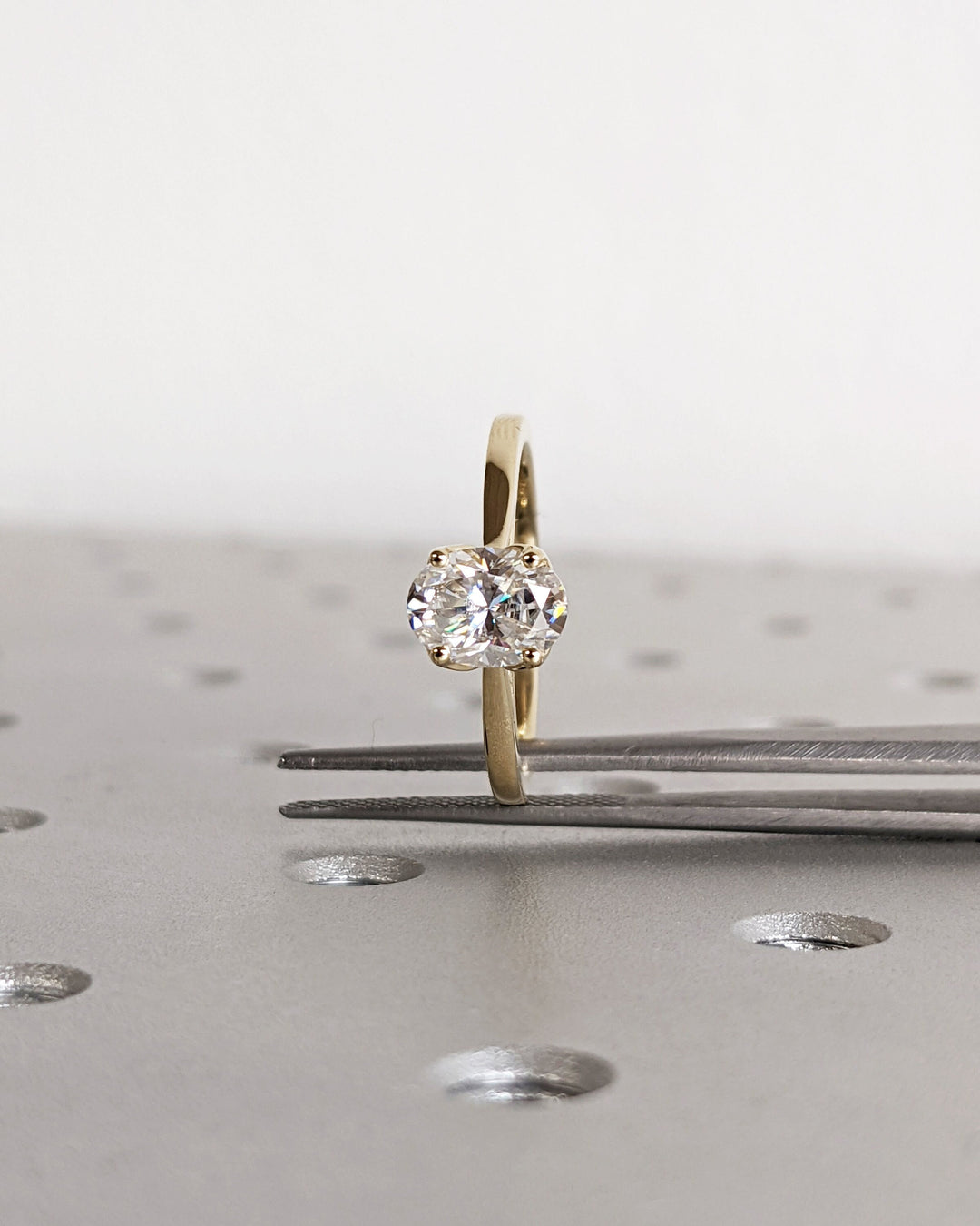 1.0CT Oval Cut Solitaire Lab Grown Diamond Wedding Ring Pretty Engagement Ring