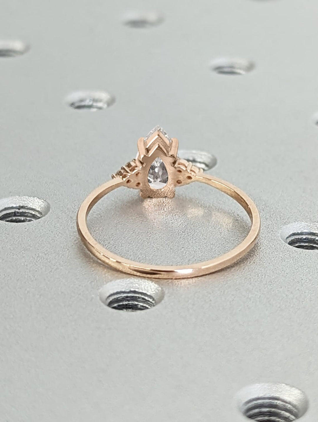 1.0CT Pear Cut Cluster Lab Grown Diamond Engagement Ring For Women