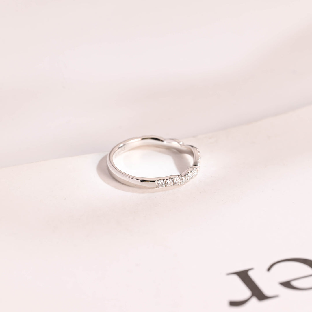 0.25CT Round Cut Wave CVD EF/VVS Diamond Minimalist Wedding Band