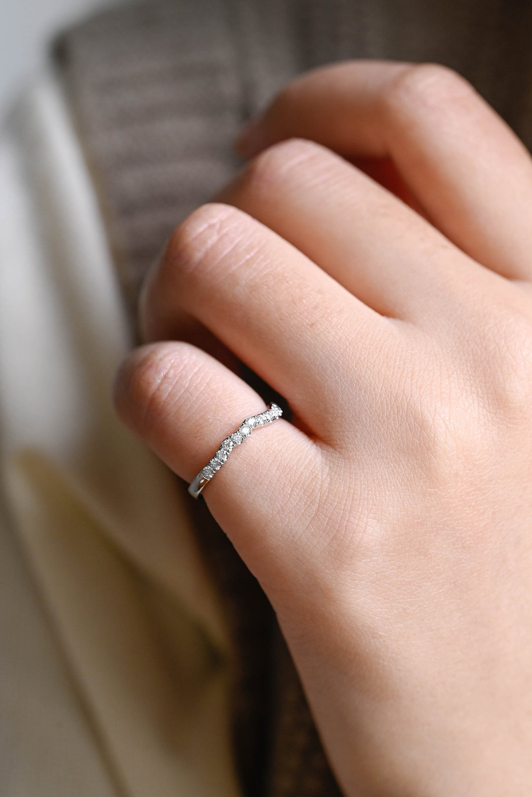 0.25CT Round Cut Wave CVD EF/VVS Diamond Minimalist Wedding Band