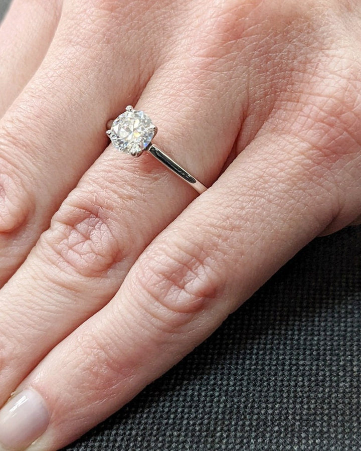 1.0CT Round Cut Solitaire Lab Grown Diamond Engagement Ring For Women