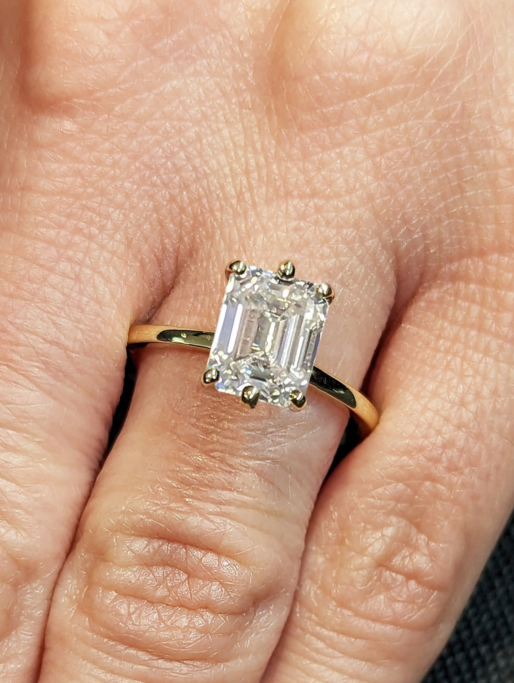 2.0CT Emerald Cut Solitaire Lab Grown Diamond Engagement Ring For Women
