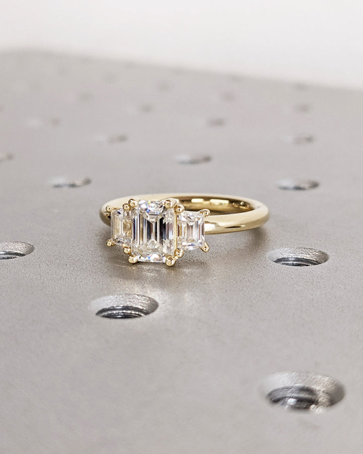 1.0CT Emerald Cut 3 Stone Lab Grown Diamond Engagement Ring For Women Minimalist Wedding Ring