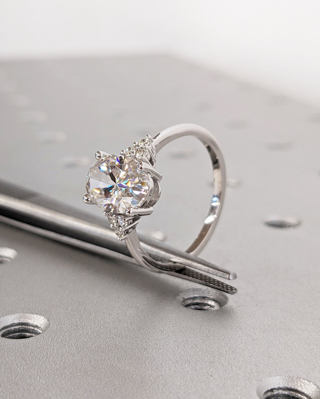 2.0CT Oval Cut Cluster Lab Grown Diamond Engagement Ring For Women