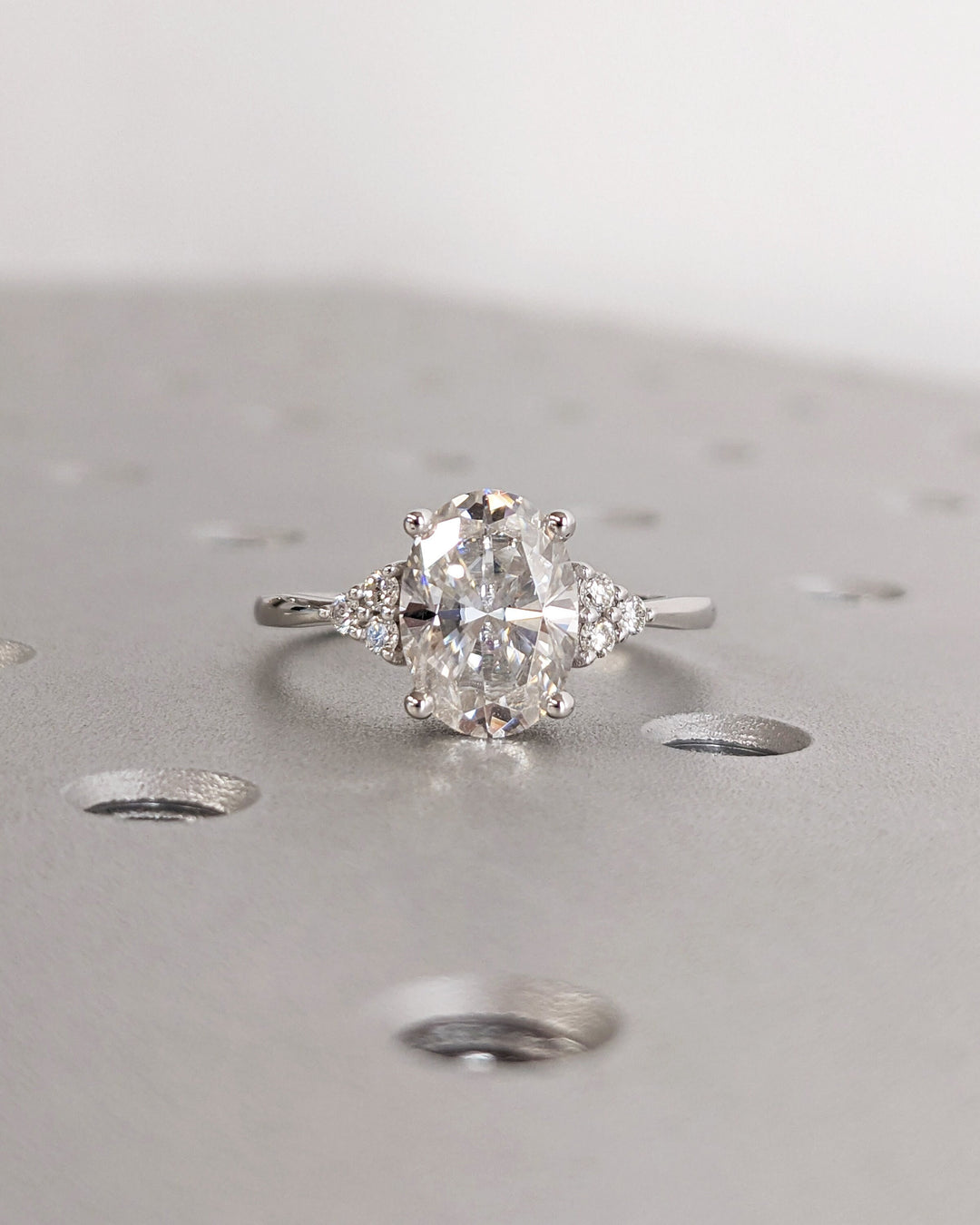 2.0CT Oval Cut Cluster Lab Grown Diamond Engagement Ring For Women