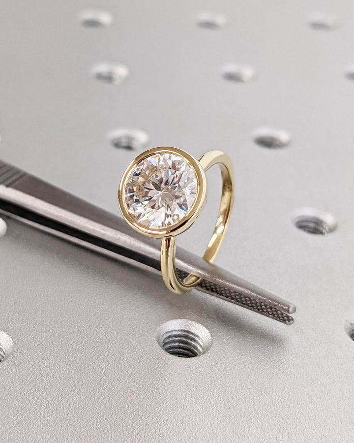 2.50CT Round Cut Bezel Lab Grown Diamond Engagement Ring For Women