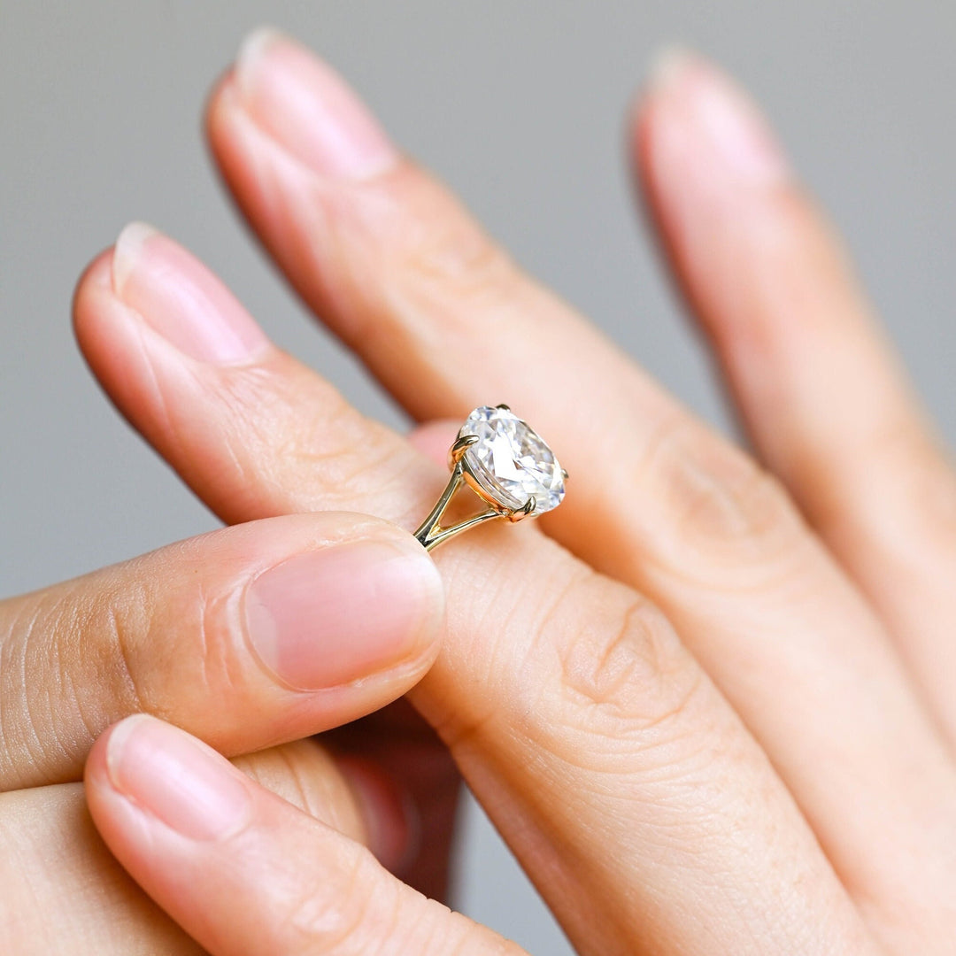 1.50CT Oval Cut Split Shank IGI Certified Lab Grown Diamond Engagement Ring For Her