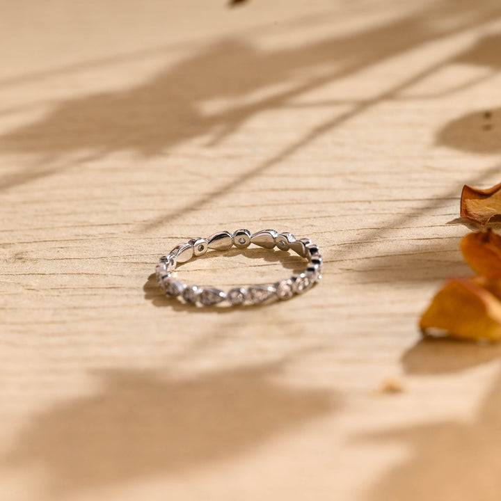 0.25CT Round Cut Vintage CVD EF/VVS Diamond Wedding Band For Women