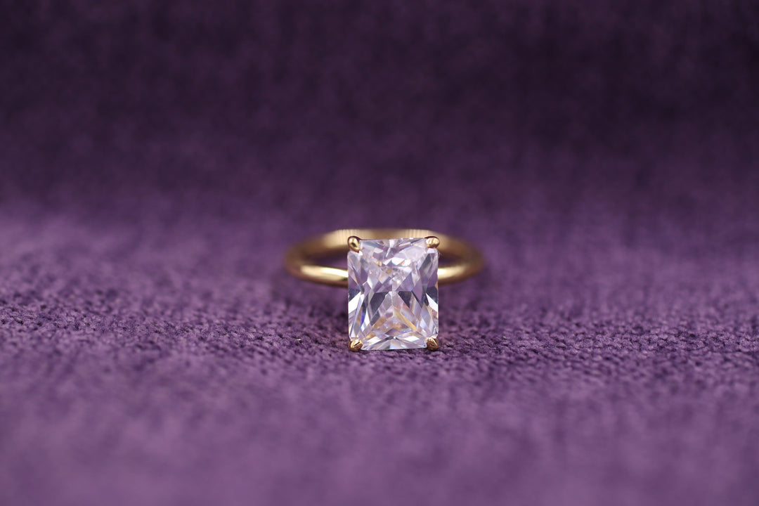2.50CT Radiant Cut Solitaire Lab Grown Diamond Engagement Ring For Her