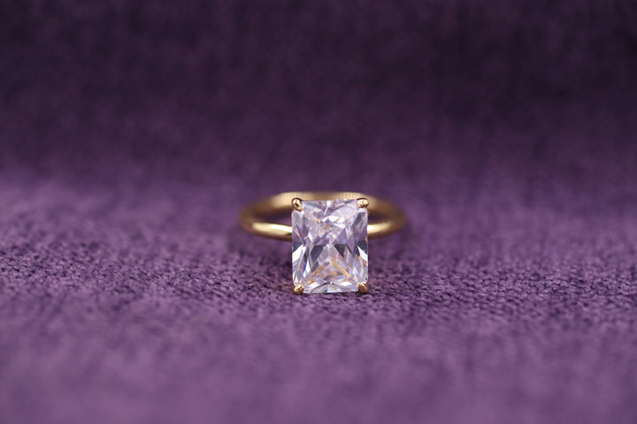 2.50CT Radiant Cut Solitaire Lab Grown Diamond Engagement Ring For Her